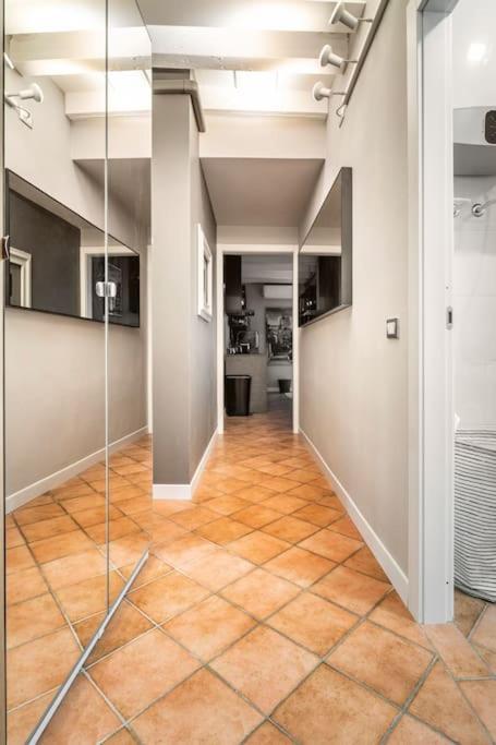 L'Atelier Del Centro: Tra Design, Storia E Fascino Brescia Exterior foto